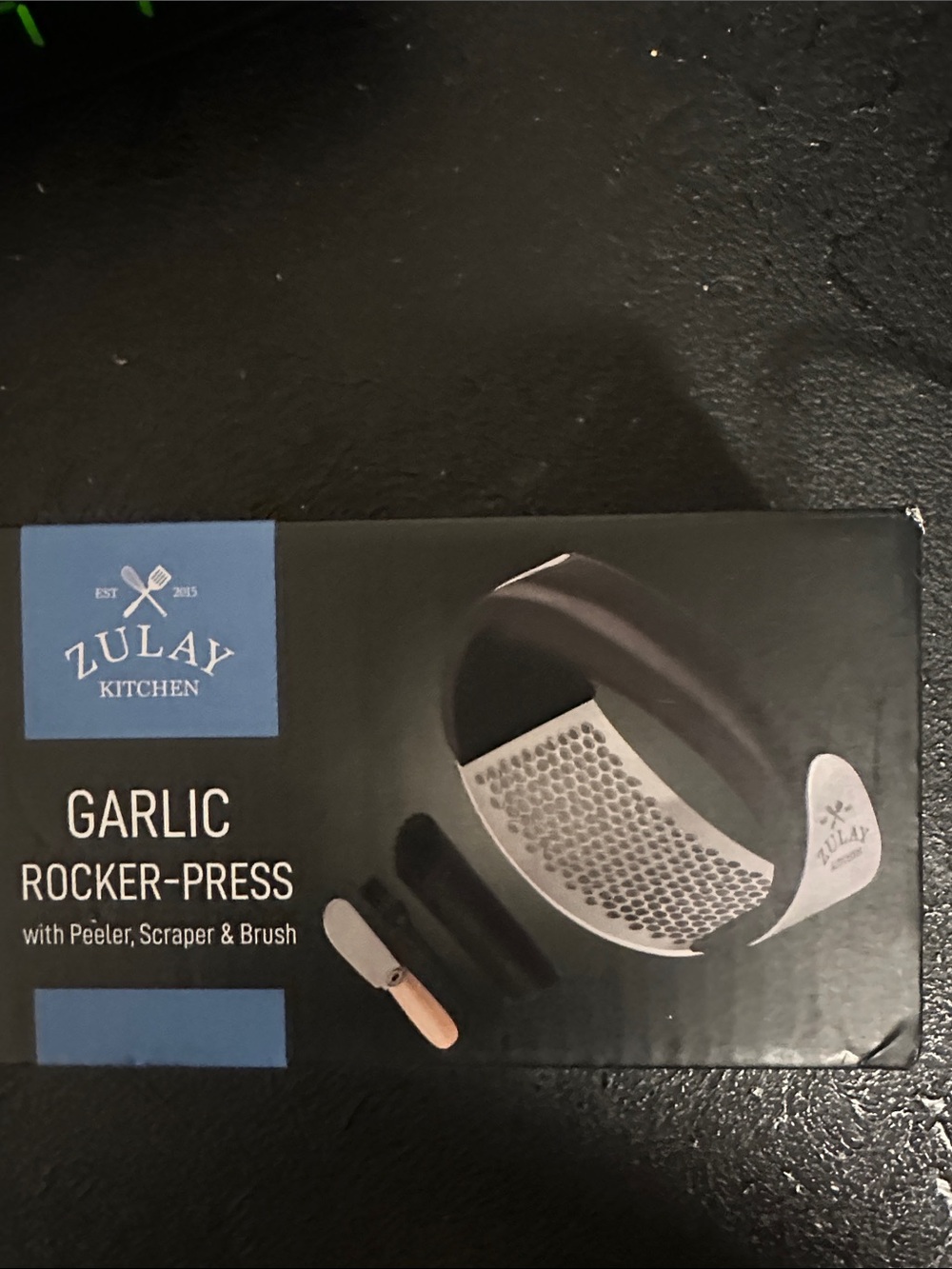Zulay Kitchen Garlic Rocker-Press in Silver and Black